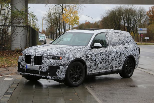внедорожник от BMW заметили на тестах в Германии